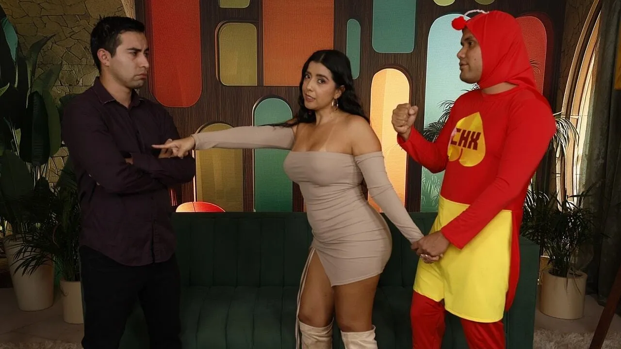 The Horny Red Hooper Rescues The Booty Chick