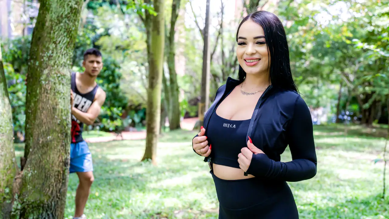 “You’re Way Hotter Than She Is” I Came Inside of My Girlfriend’s Mom (Yennifer T Debut)